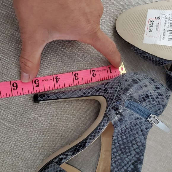 Women high heels shoes - Picture 5 of 7